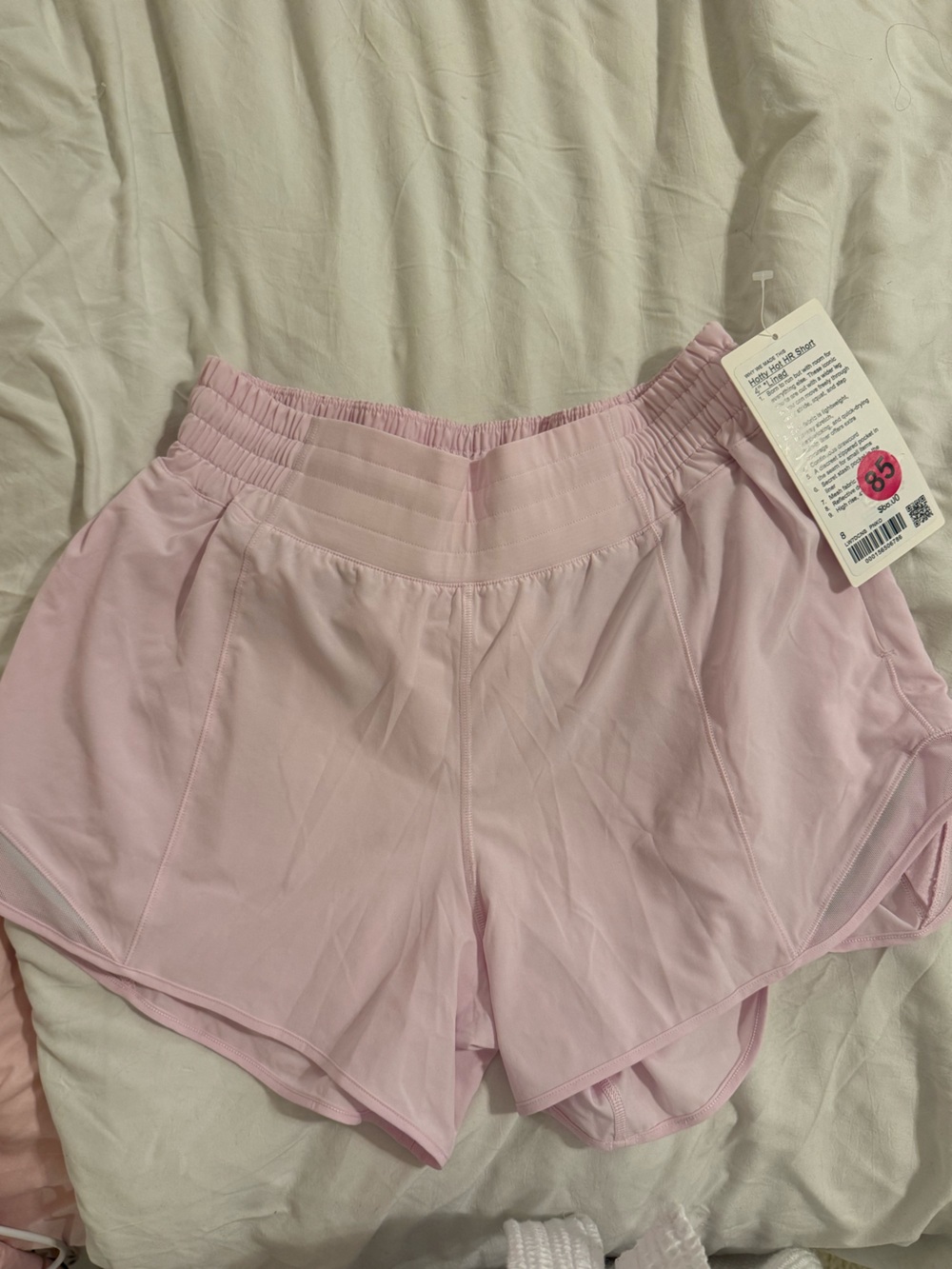 Lululemon Hotty Hot Shorts NWT